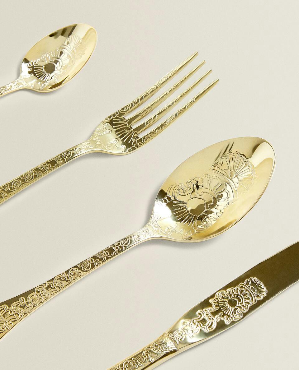 ENGRAVED GOLD BRUNCH FORK
