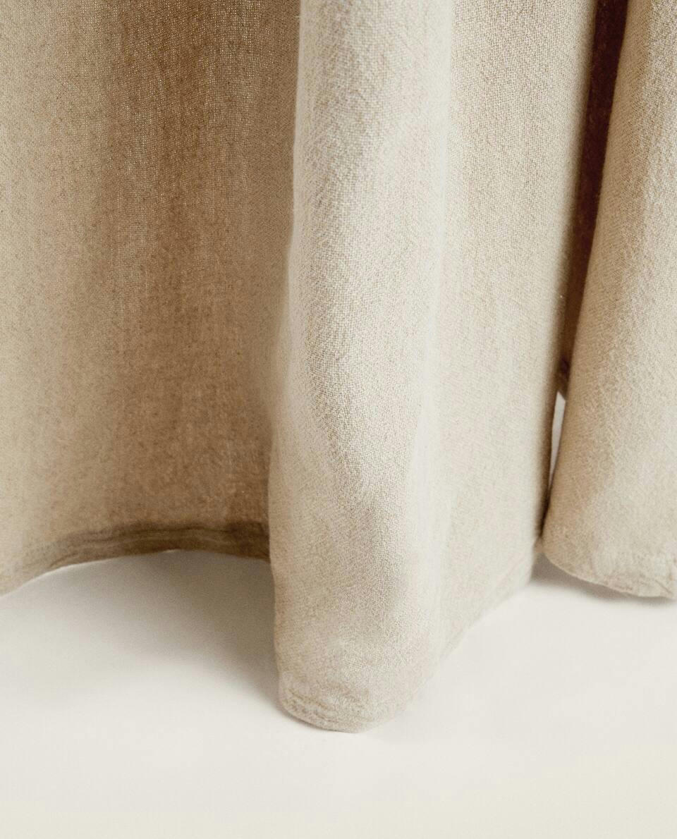 LINEN CURTAIN