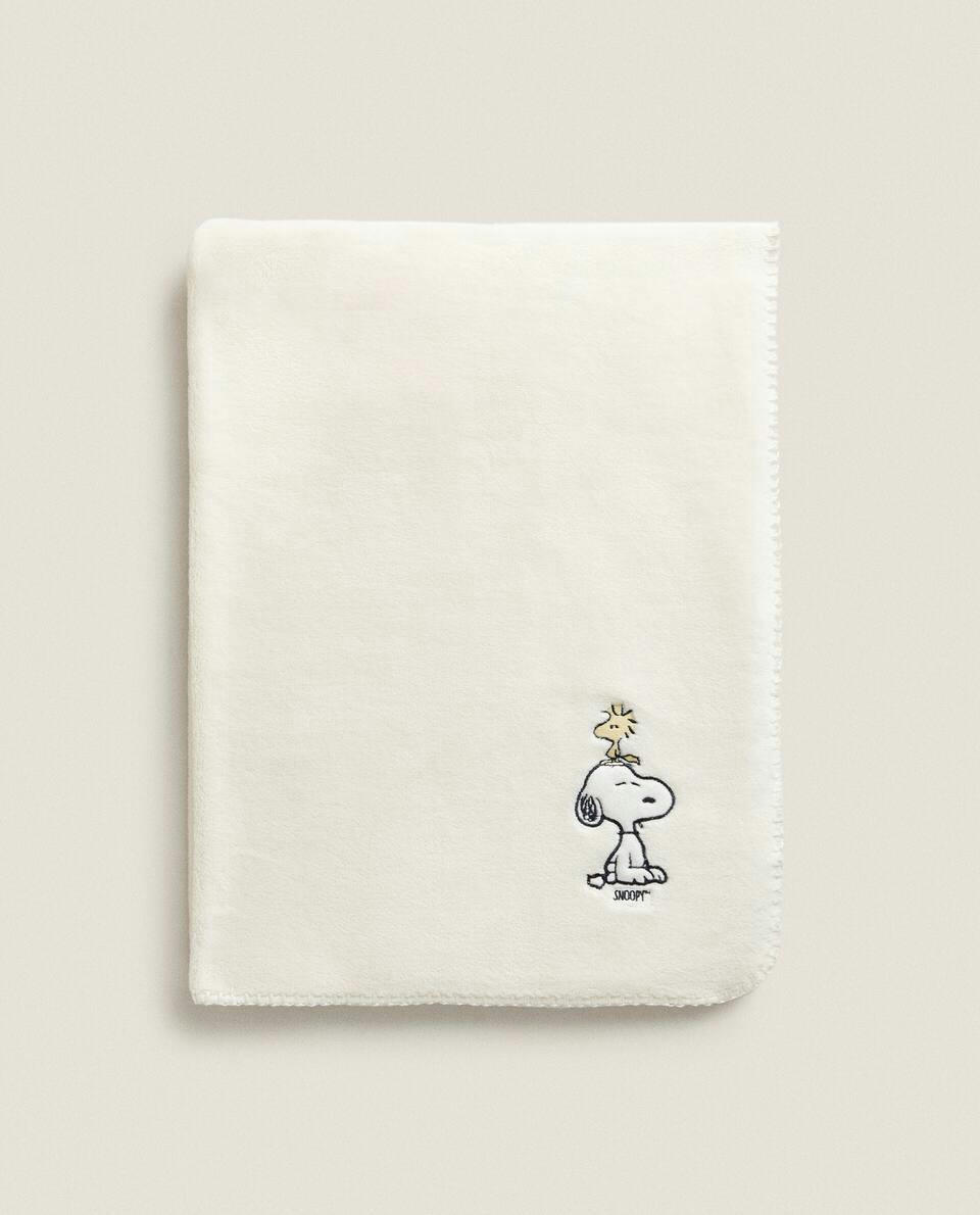 PEANUTS? EMBROIDERED BLANKET