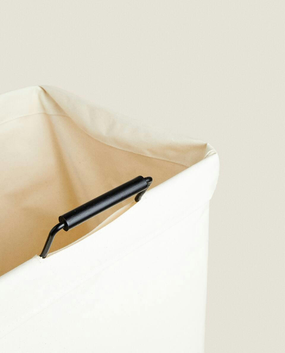 INDIVIDUAL FOLDABLE LAUNDRY BASKET