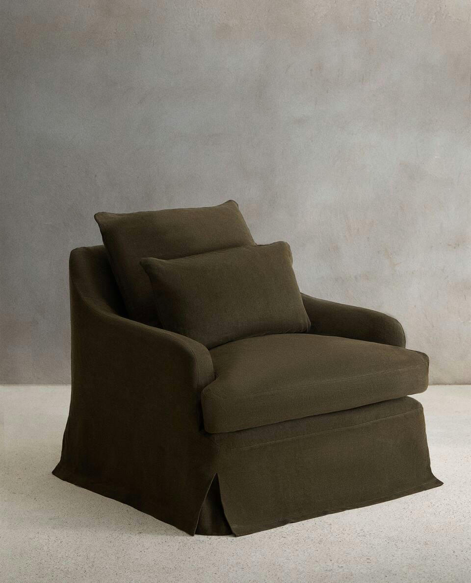ARMCHAIR 01