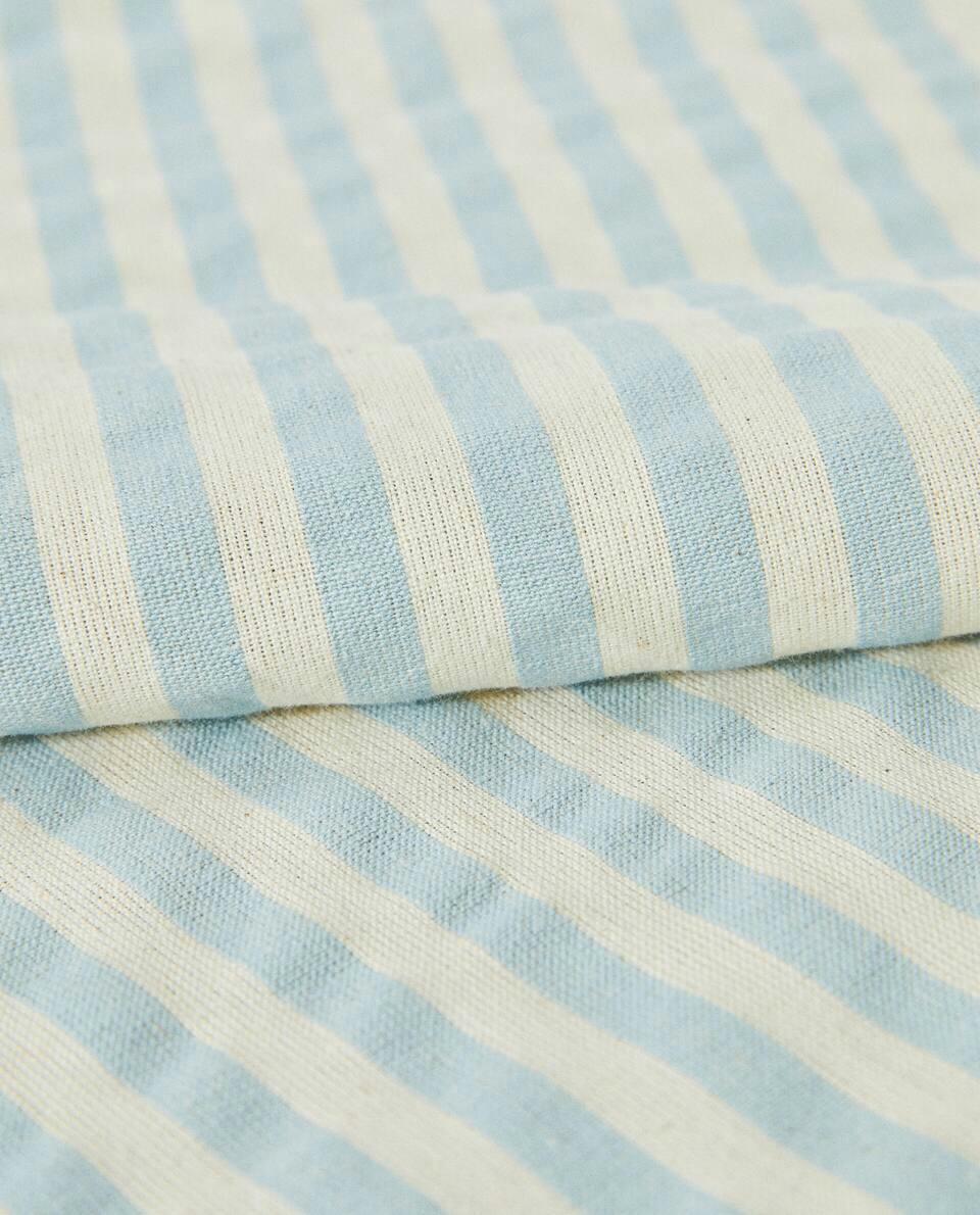 STRIPED TABLE RUNNER