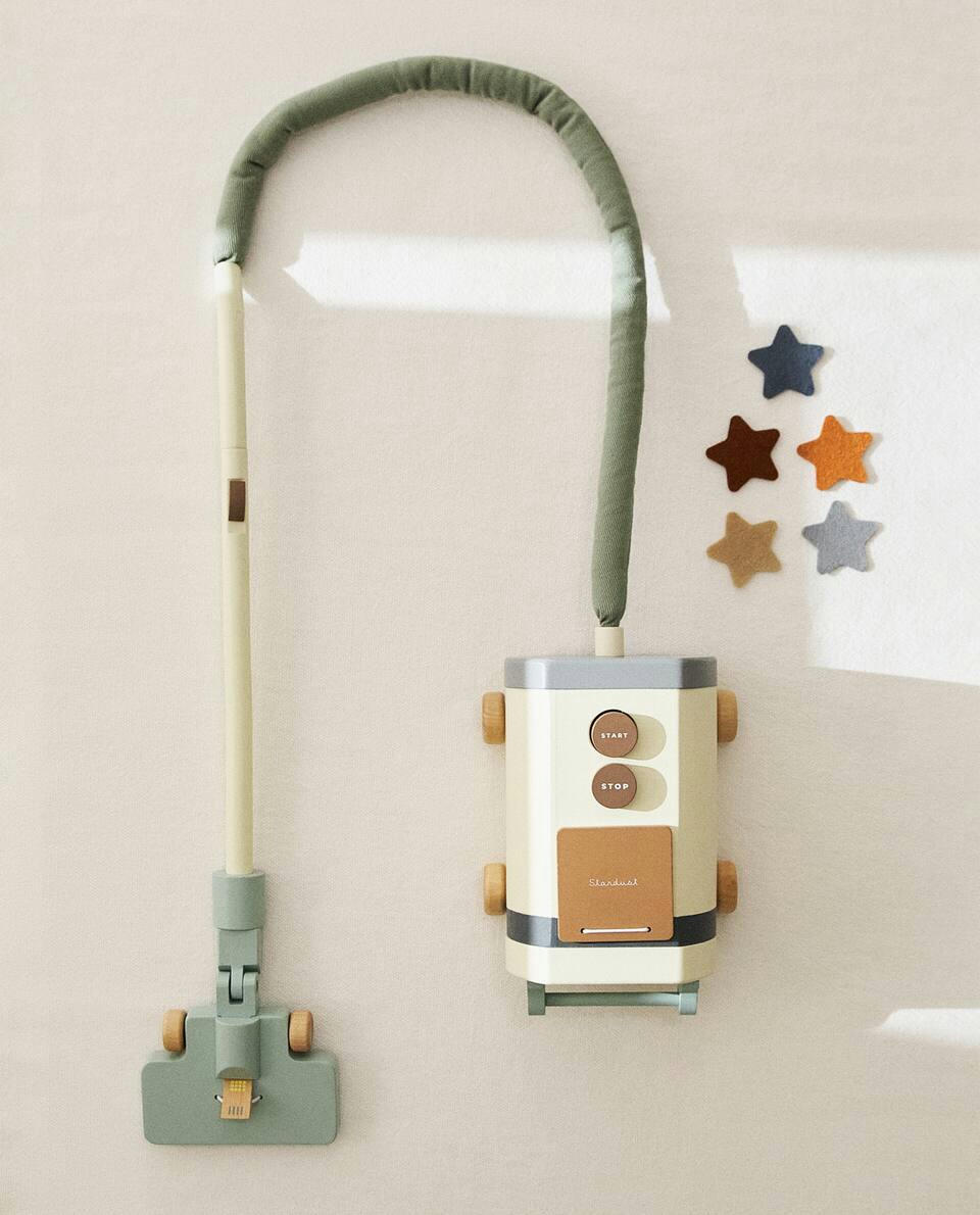 TOY VACUUM