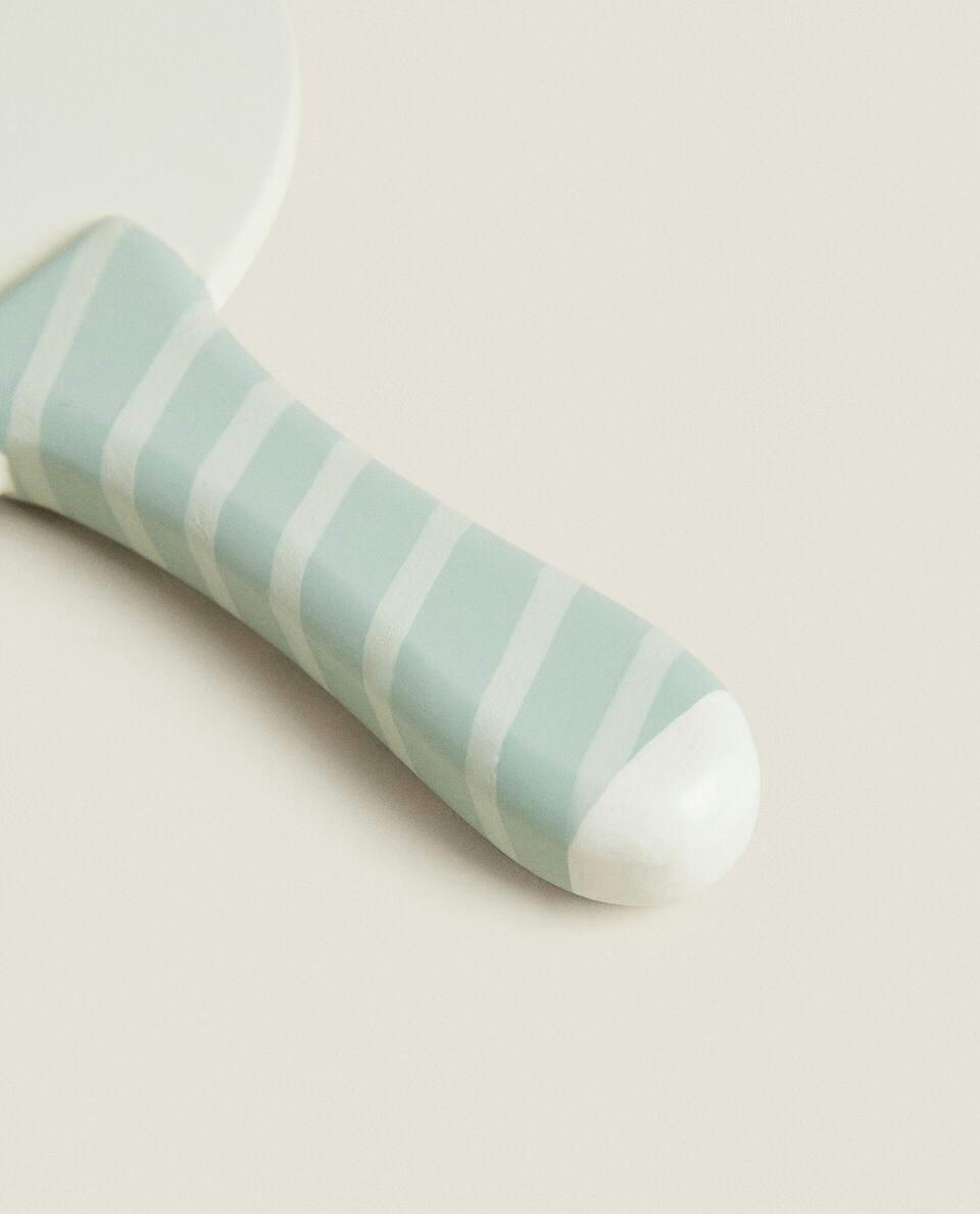 ? DISNEY PADDLES AND BALL