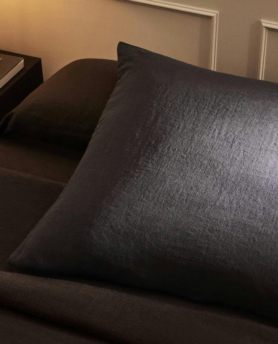 XL LINEN CUSHION COVER