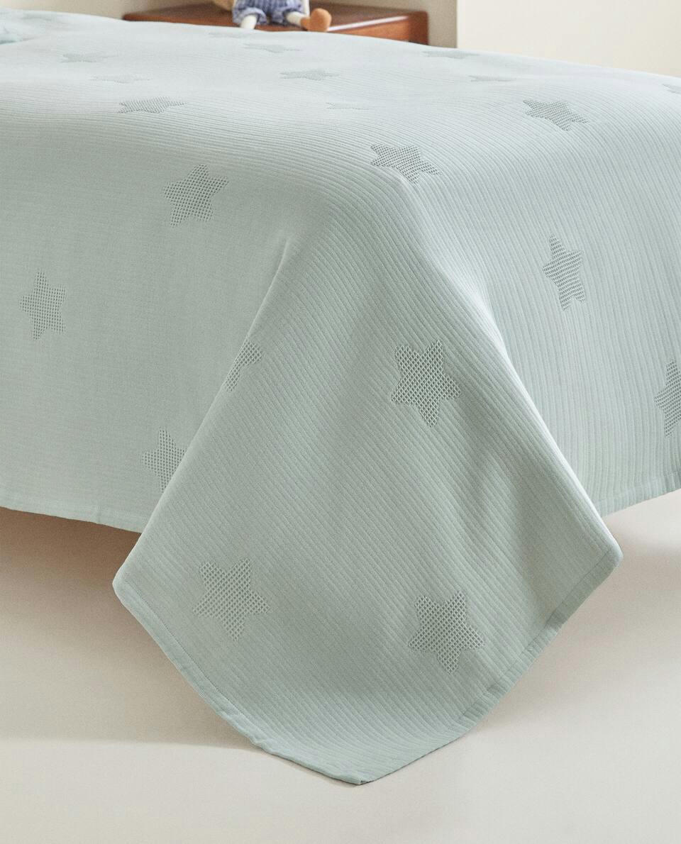 STAR BEDSPREAD