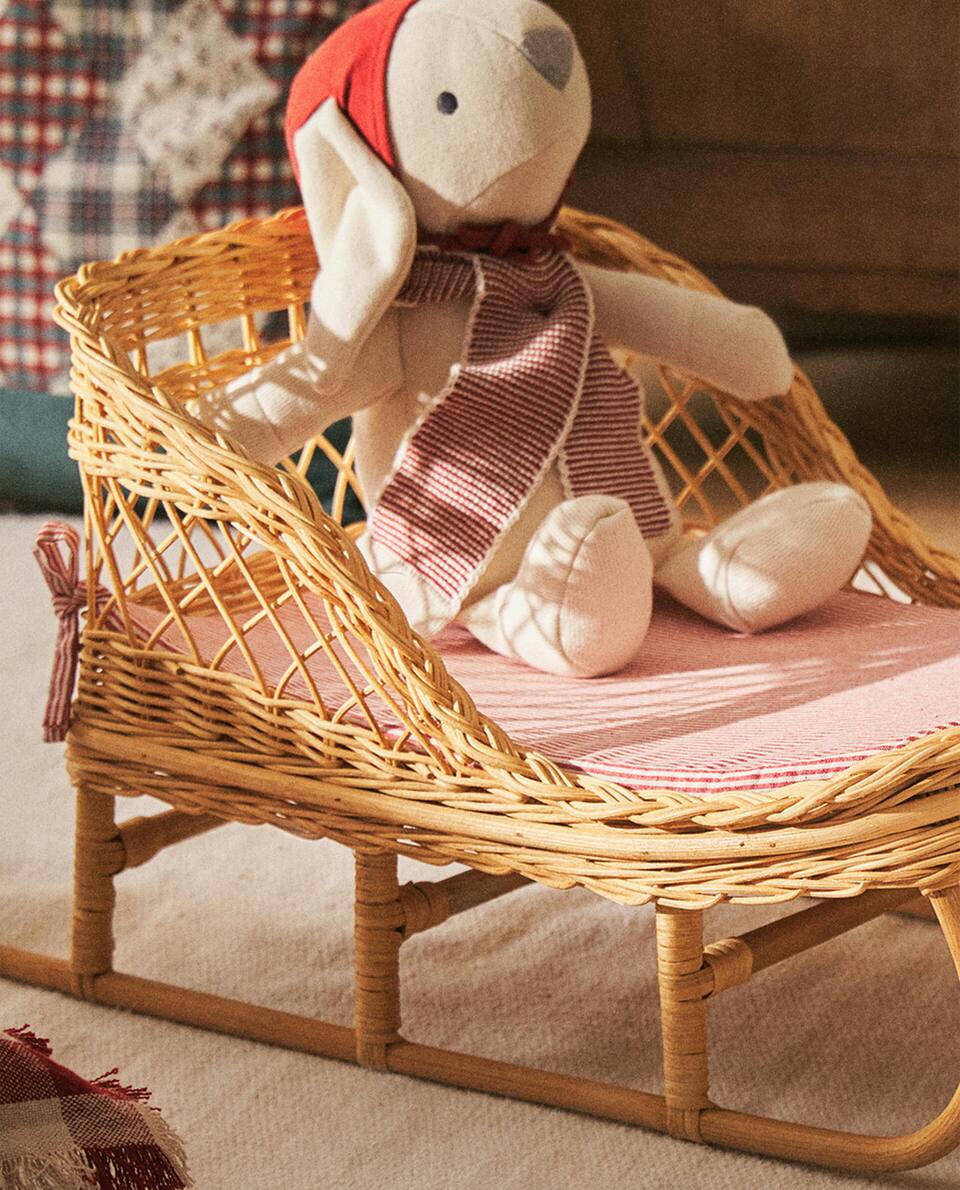 CHILDREN’S RATTAN CHRISTMAS SLEIGH