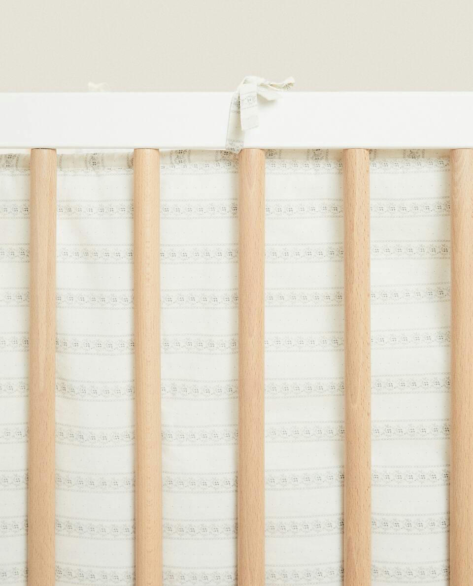 FLORAL BORDER COT BUMPER