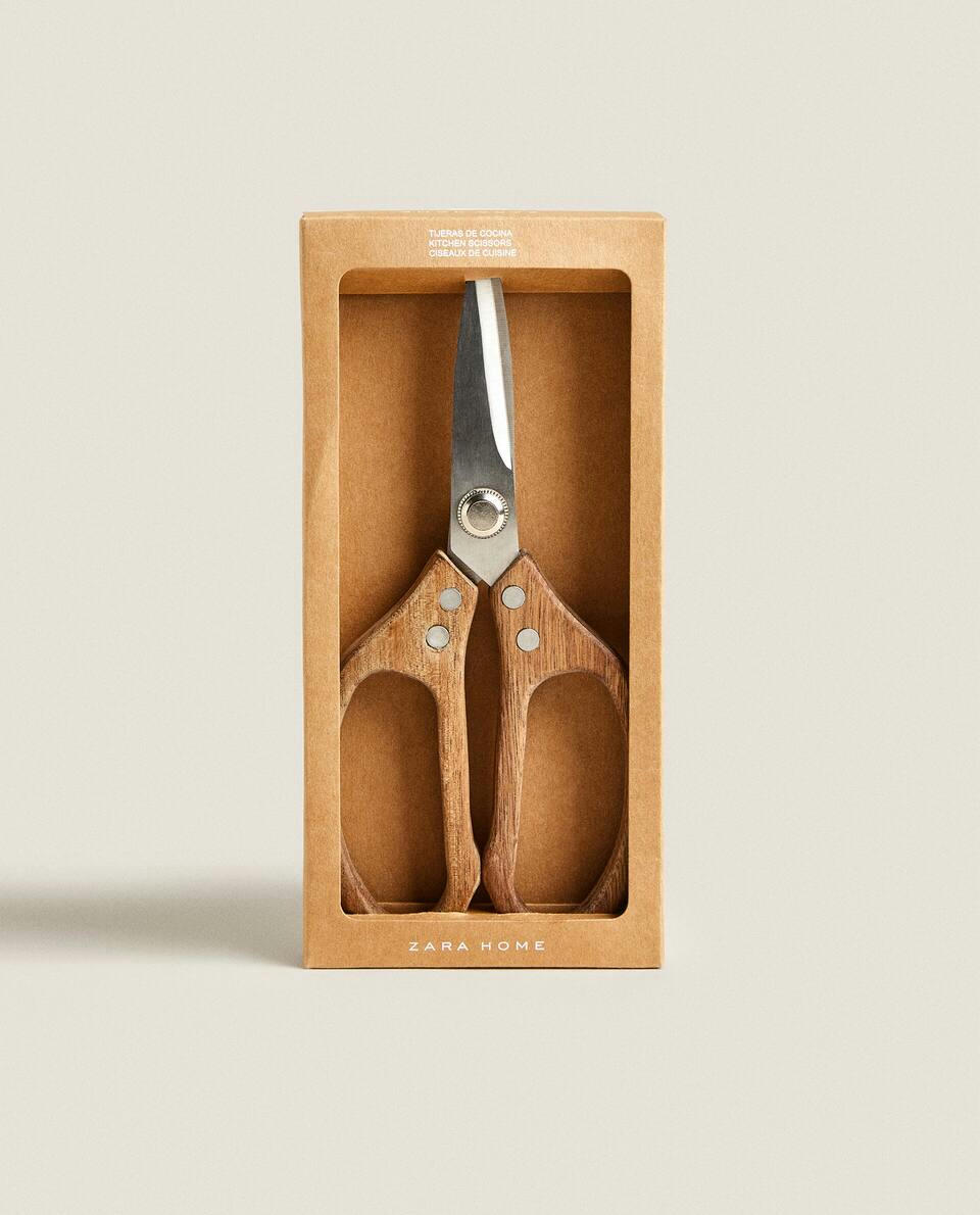WOODEN KITCHEN SCISSORS