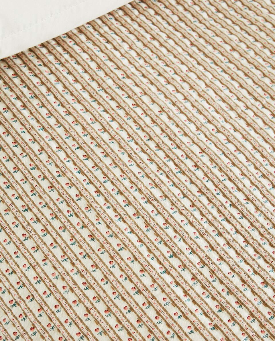 FLORAL COTTON CHRISTMAS QUILT