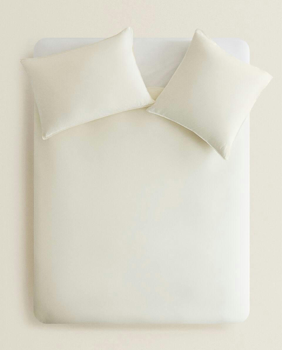 DOUBLE TOPSTITCHED DUVET COVER