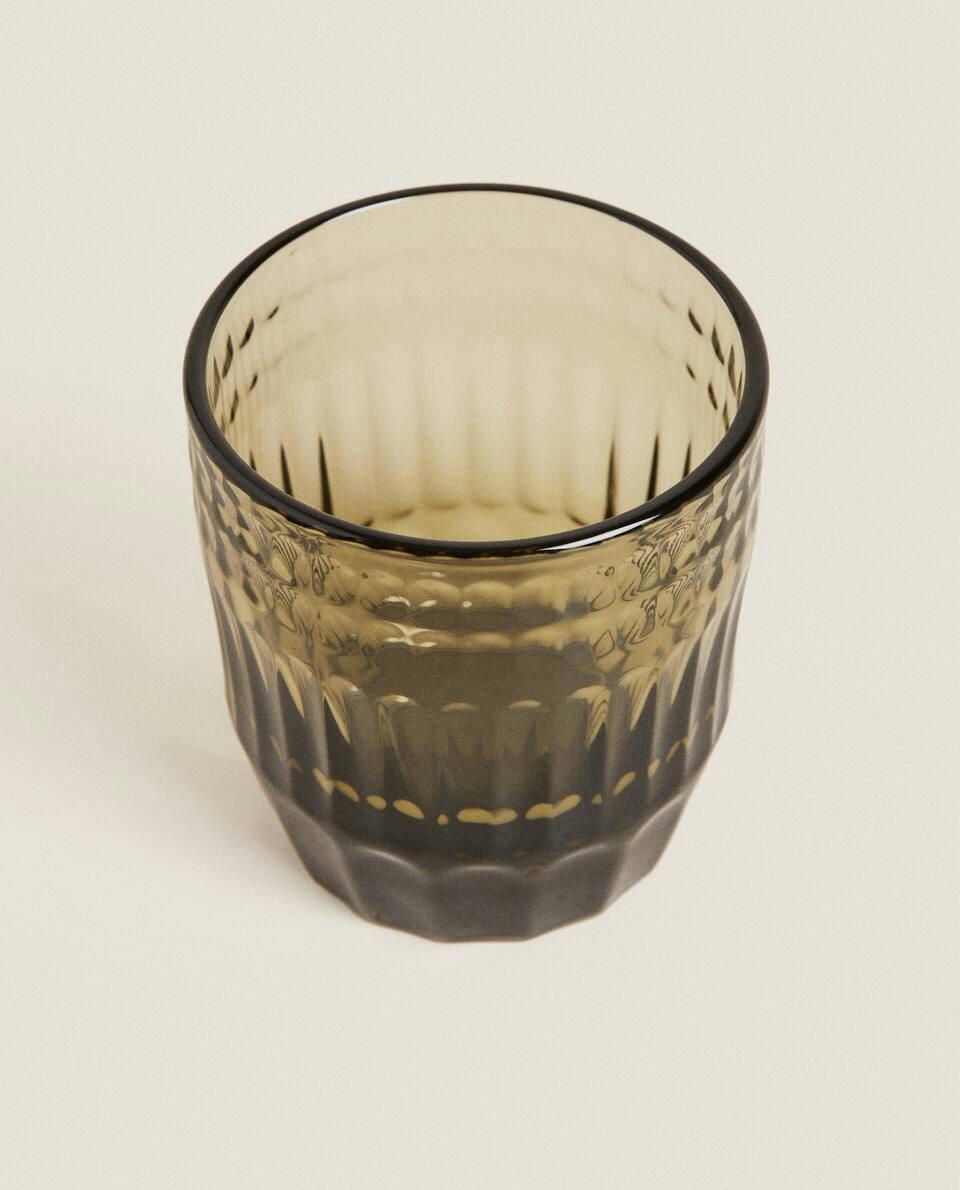 RAISED DESIGN GLASS TUMBLER
