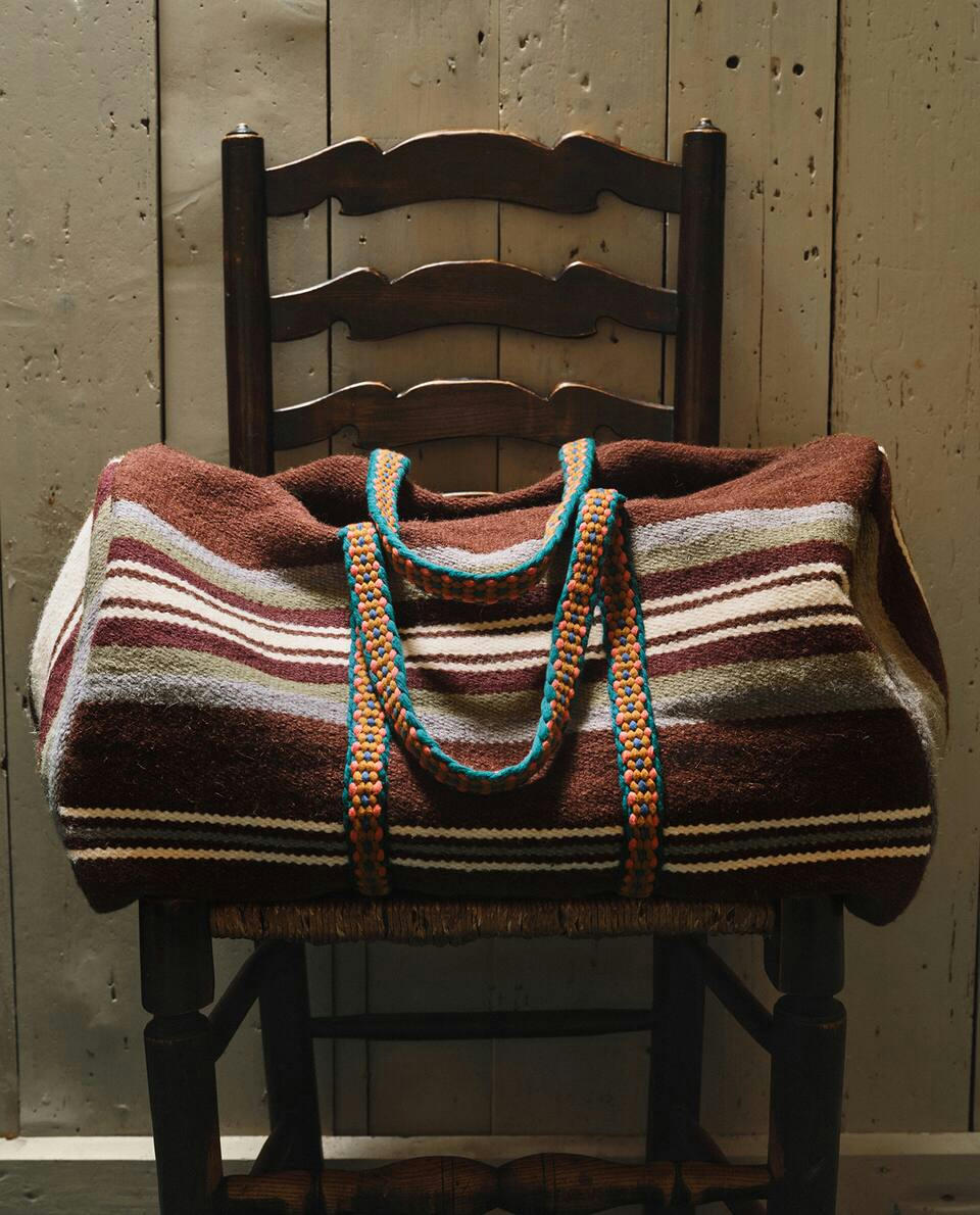 MULTICOLOURED WOOL TRAVEL BAG