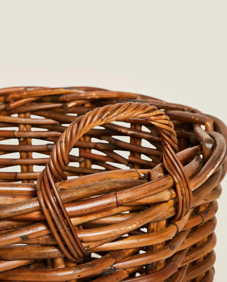 LARGE CHUNKY RATTAN BASKET