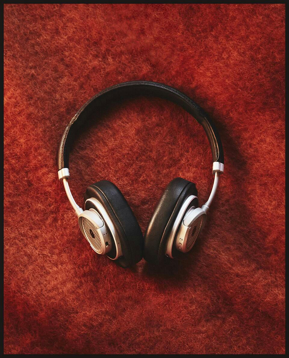 MASTER & DYNAMIC WIRELESS HEADPHONES