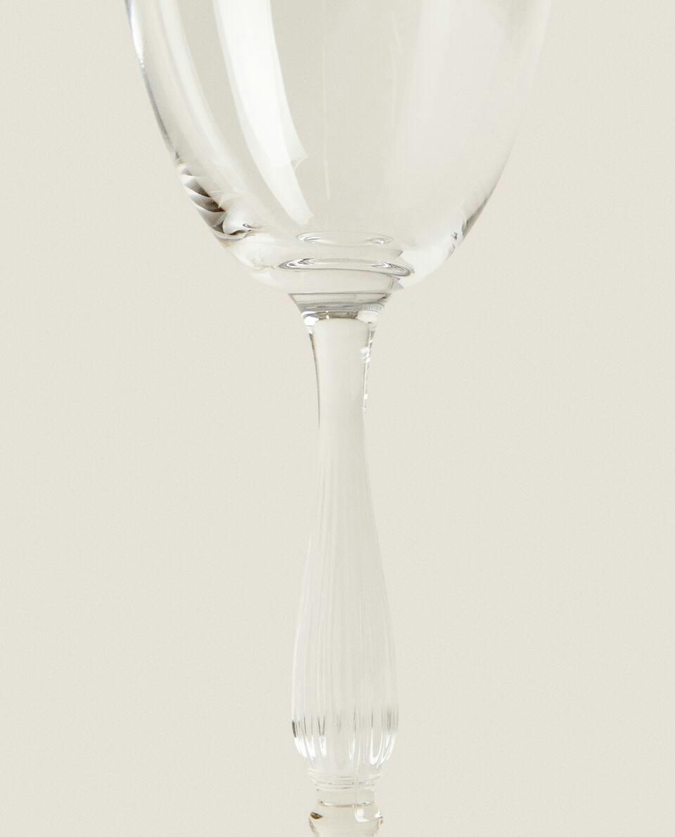 PLAIN CRYSTALLINE GLASS