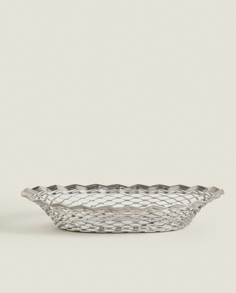 METAL BOWL WITH PERFORATED EDGE