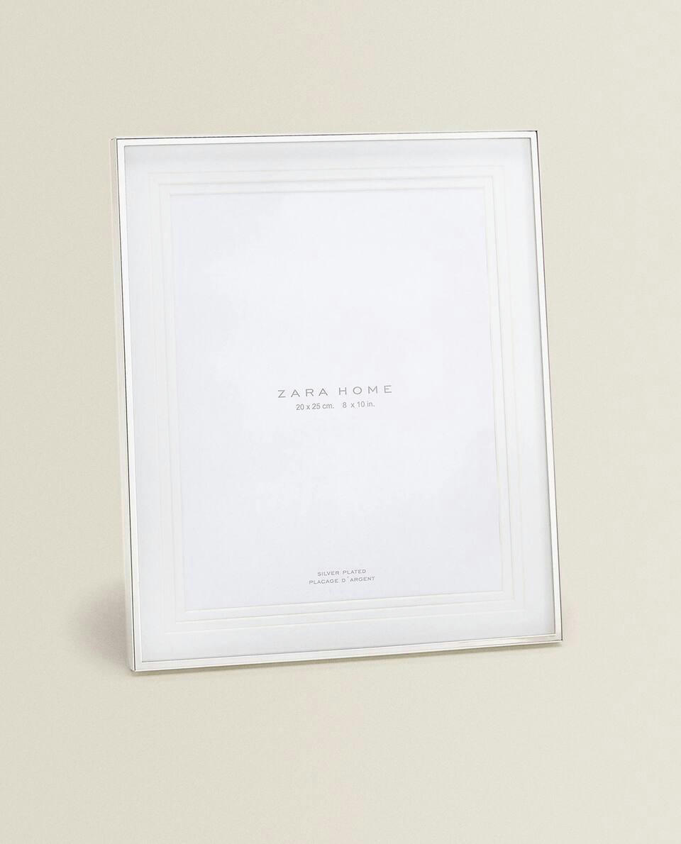 METALLIC FRAME WITH TRIPLE PASSE-PARTOUT