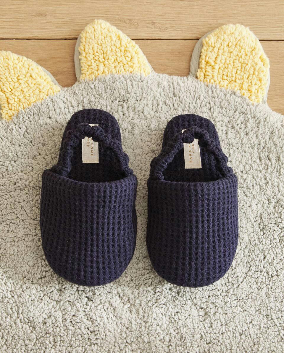 WAFFLE FABRIC MULE SLIPPERS