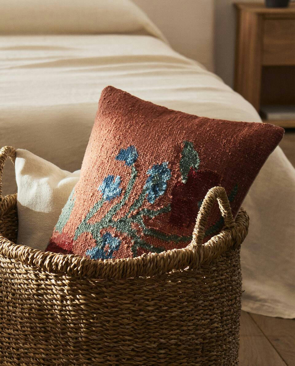 FLORAL PRINT CUSHION COVER