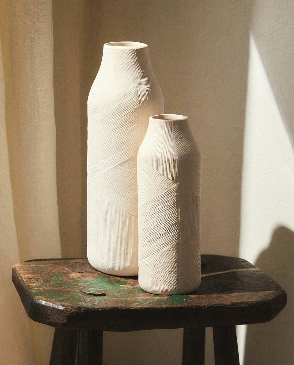 TEXTURED CERAMIC VASE