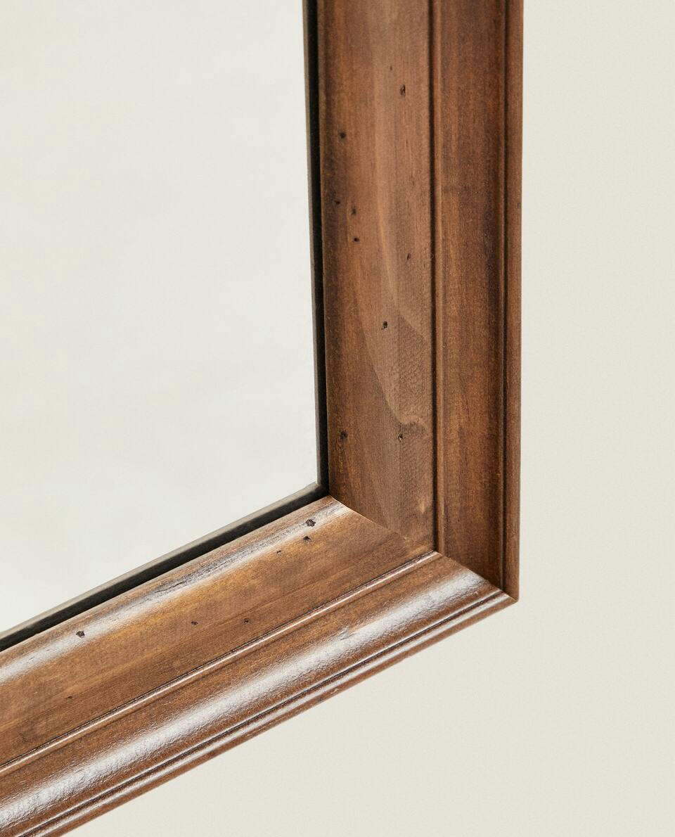 WOODEN FRAME MIRROR