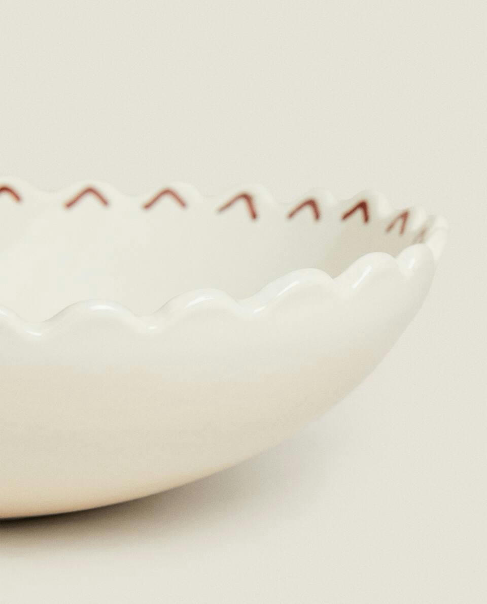 STONEWARE BOWL WITH MOTIFS