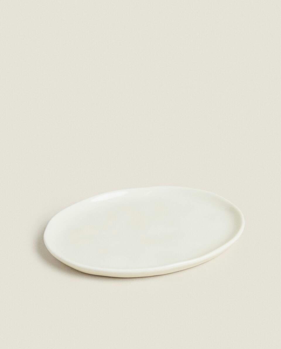 OVAL TRAY