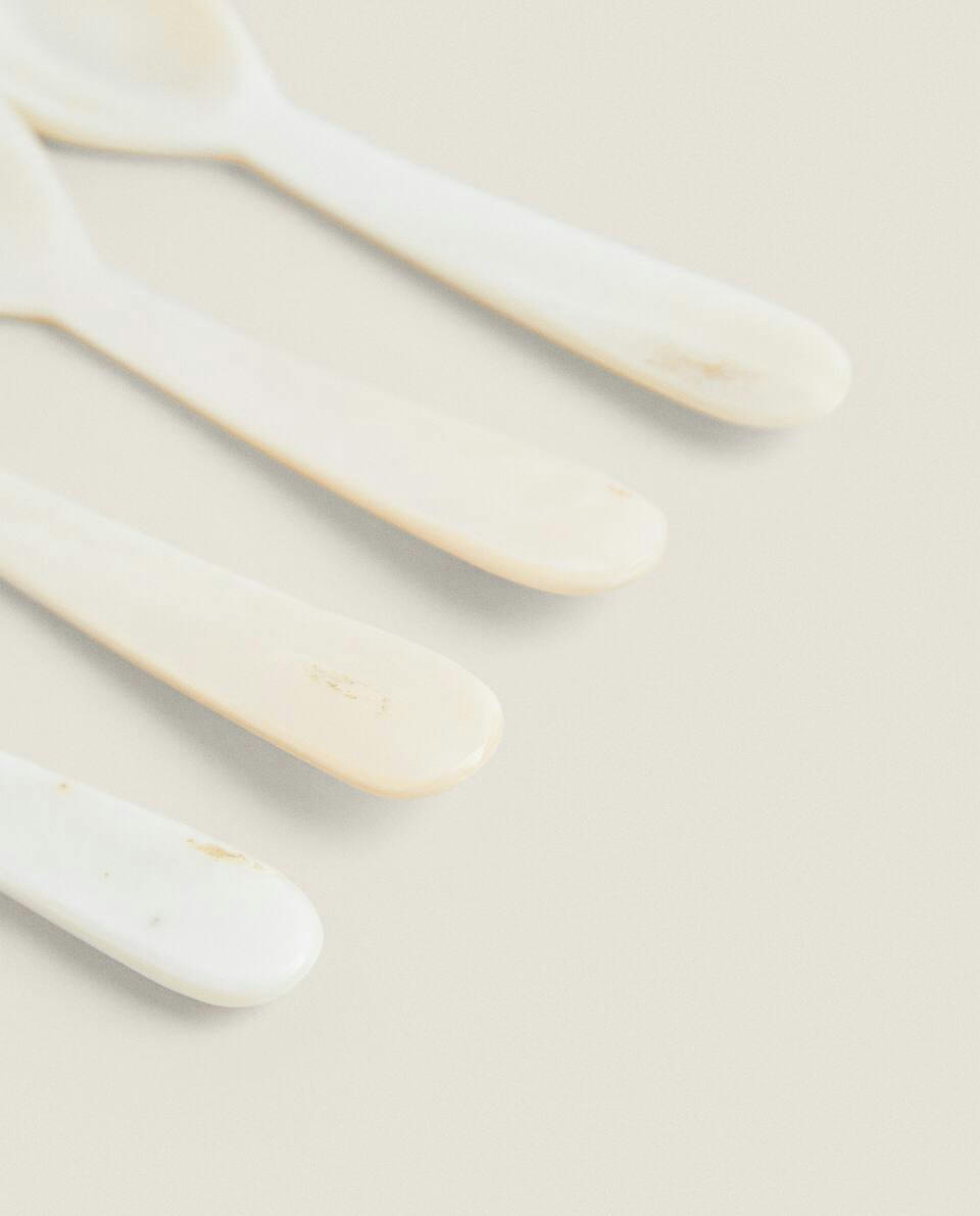 SET OF 4 CAVIAR SPOONS