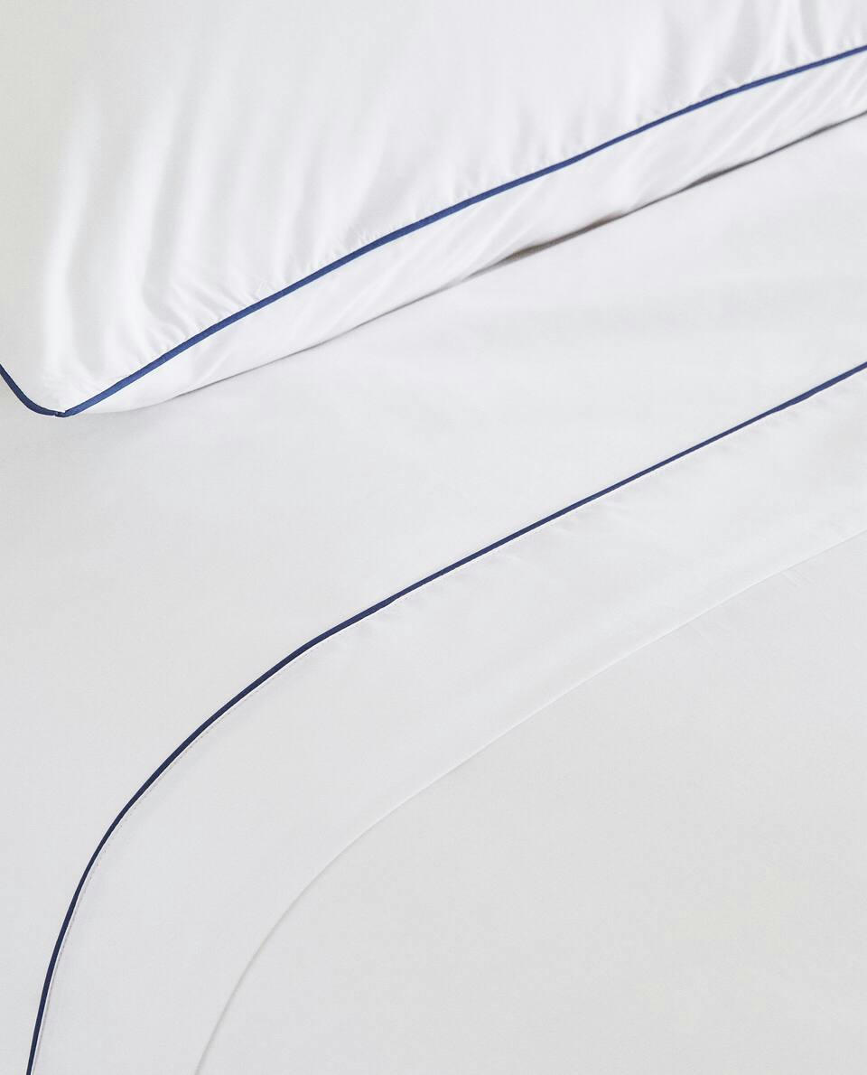 DUVET COVER WITH BLUE PIPING