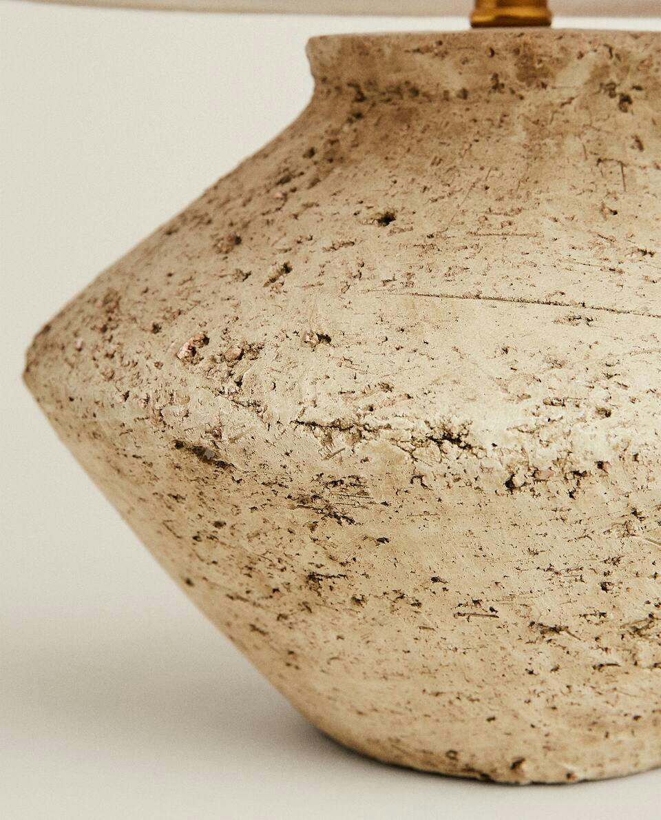 MEDIUM EARTHENWARE BASE LAMP