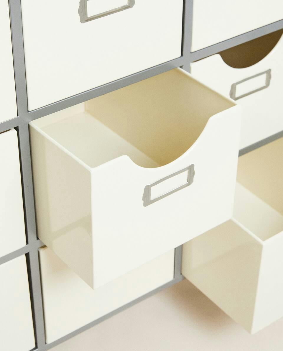 GALVANISED FURNITURE WITH WHEELS