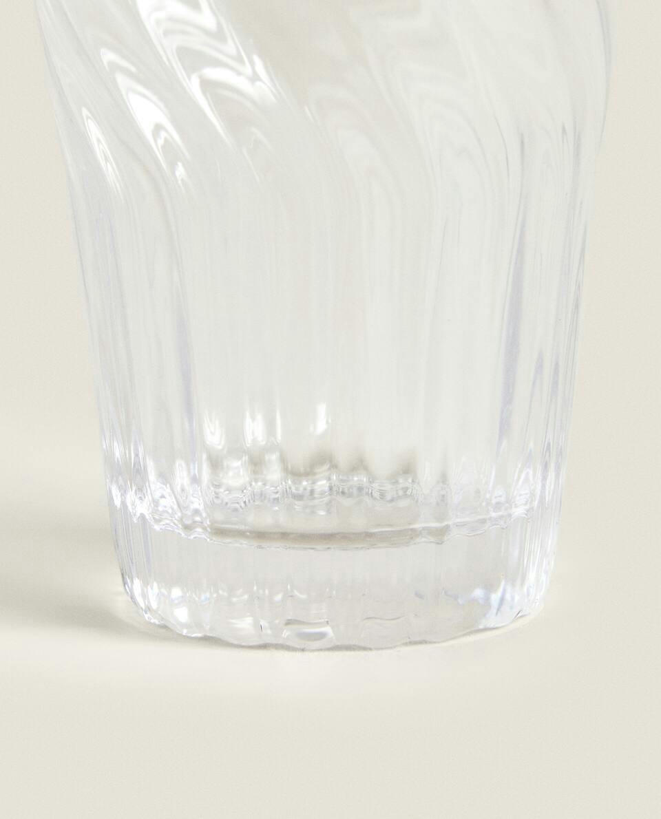 GLASS TUMBLER WITH LINE DESIGN