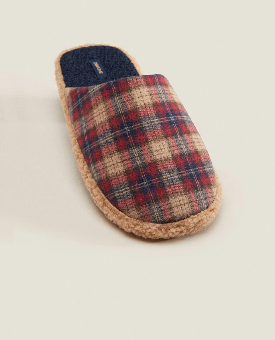 WARM CHRISTMAS TARTAN SLIPPERS