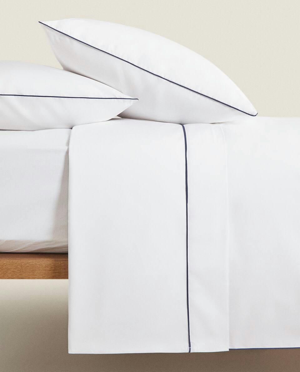 DUVET COVER WITH BLUE PIPING