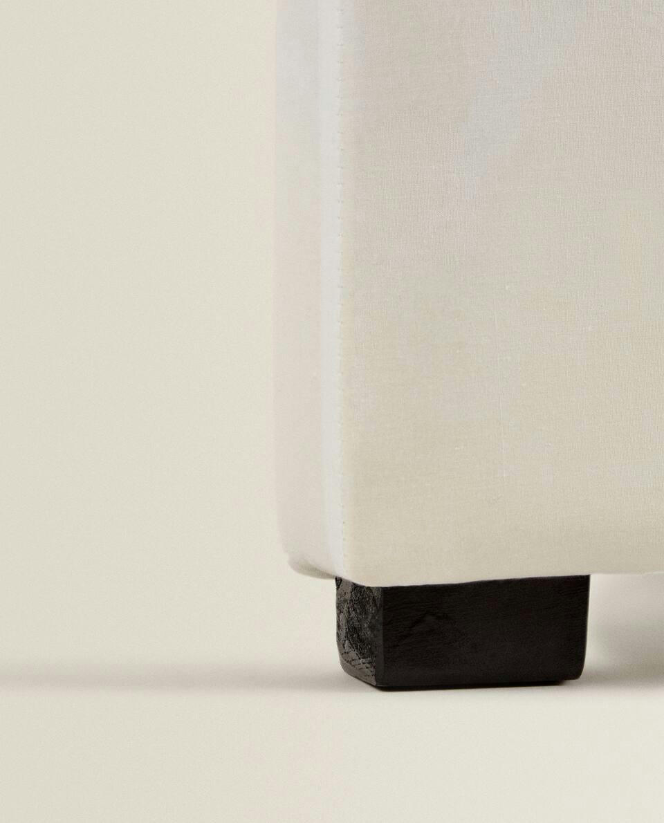 HEADBOARD WITH LINEN COVER