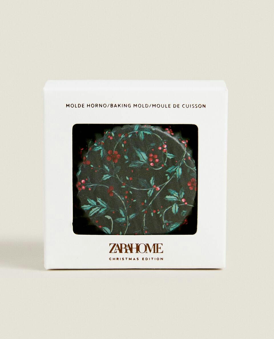 PACK OF CHRISTMAS PAPER CUPCAKE MOULDS (PACK OF 36)