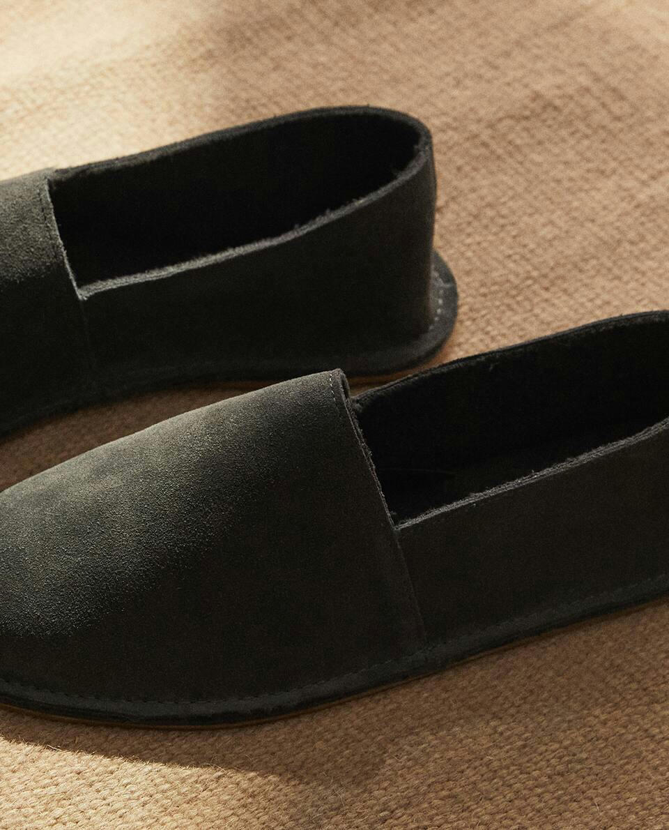 MINIMALIST LEATHER BABOUCHE SLIPPERS