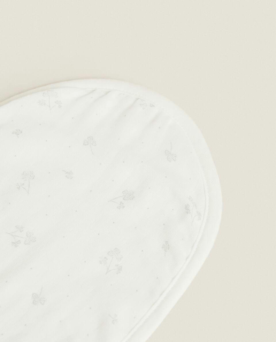 MUSLIN CLOVER SHOULDER BIB