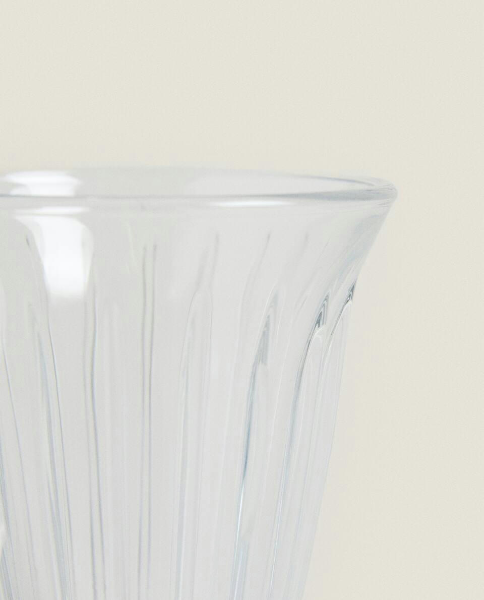 FACETED GLASS TUMBLER
