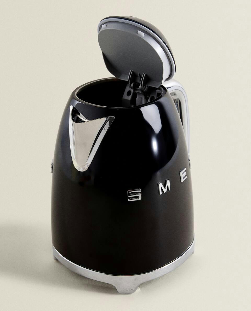 SMEG KETTLE