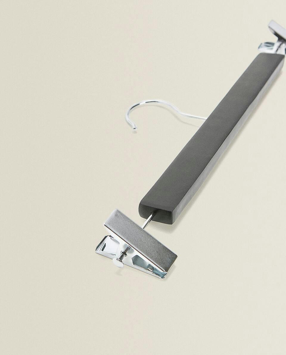 LACQUERED WOODEN SKIRT HANGER (SET OF 3)