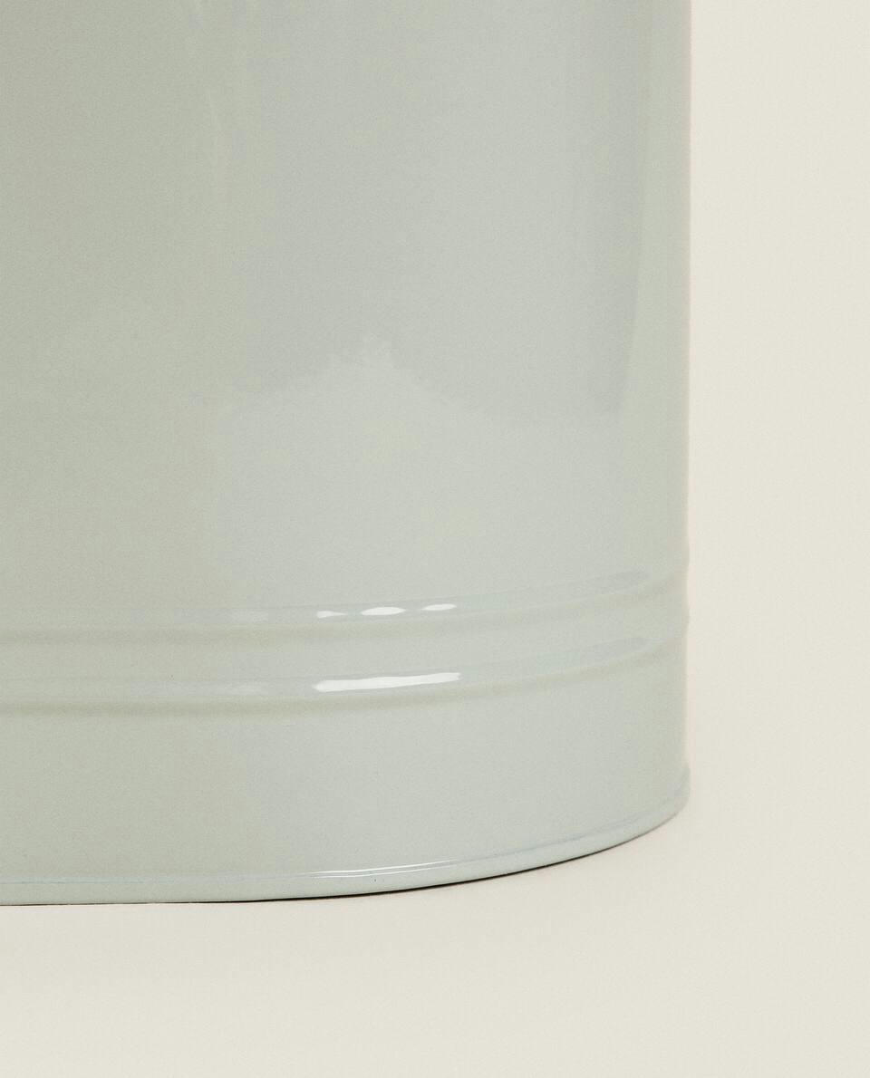 LACQUERED STEEL BUCKET