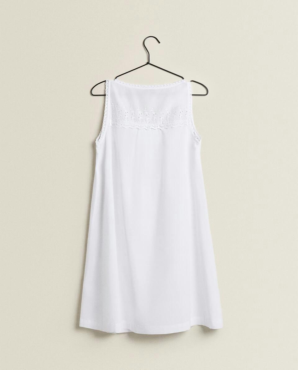 EMBROIDERED COTTON NIGHTDRESS
