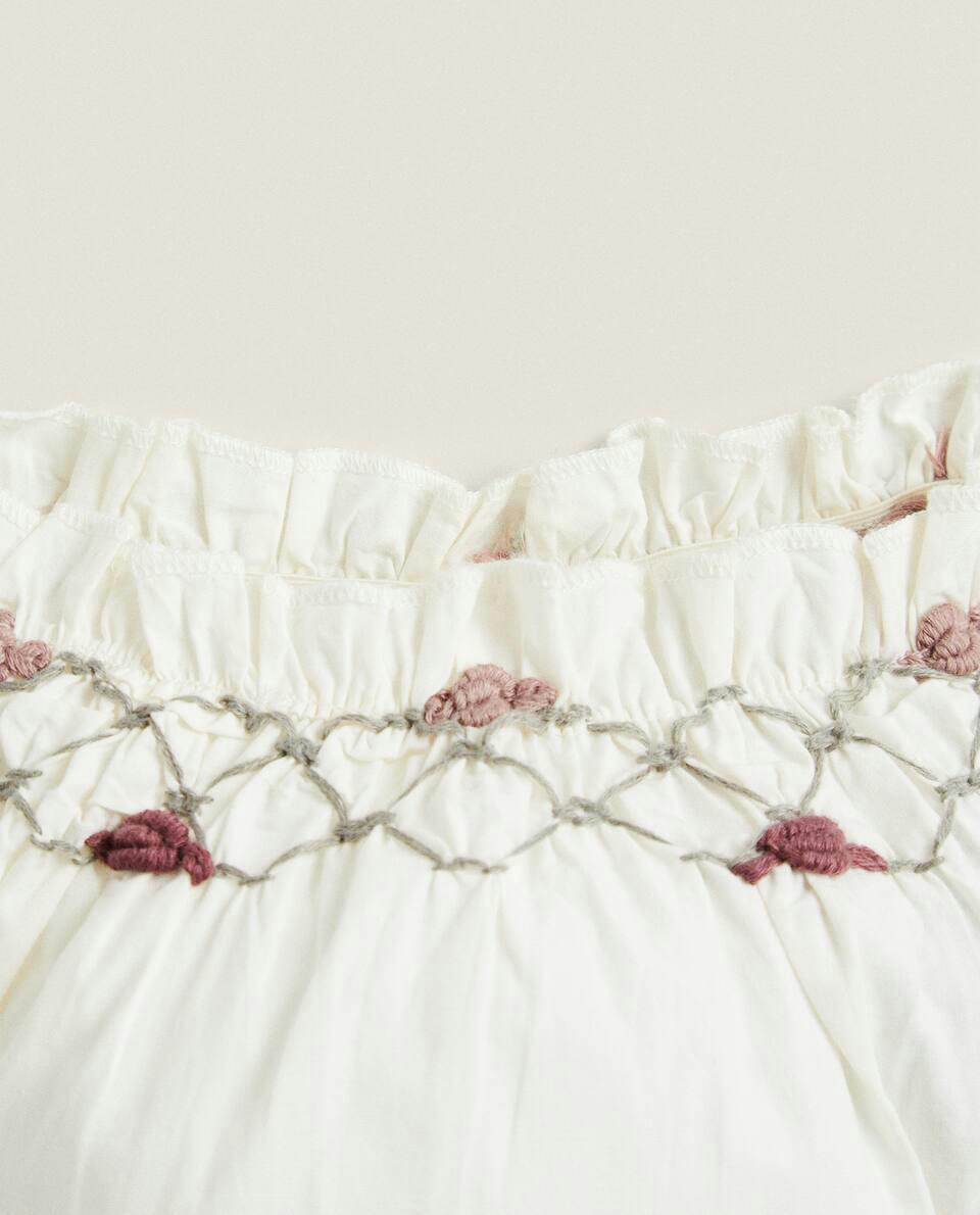 EMBROIDERED BABY BLOOMERS