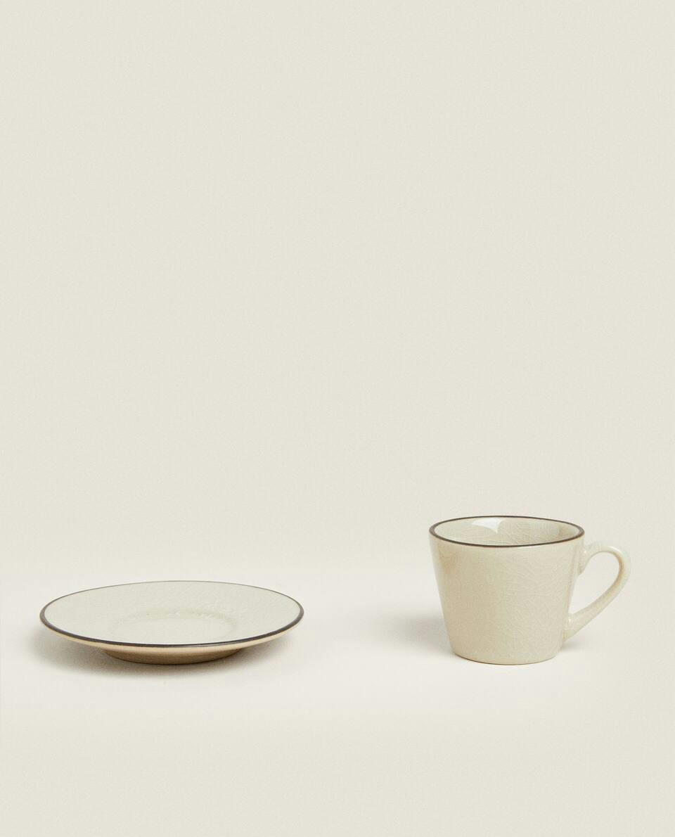 STONEWARE COFFEE CUP WITH RIM DETAIL