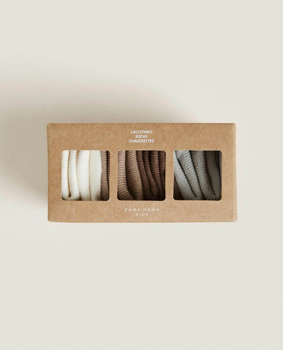 MULTICOLOURED BABY SOCKS (PACK OF 4)