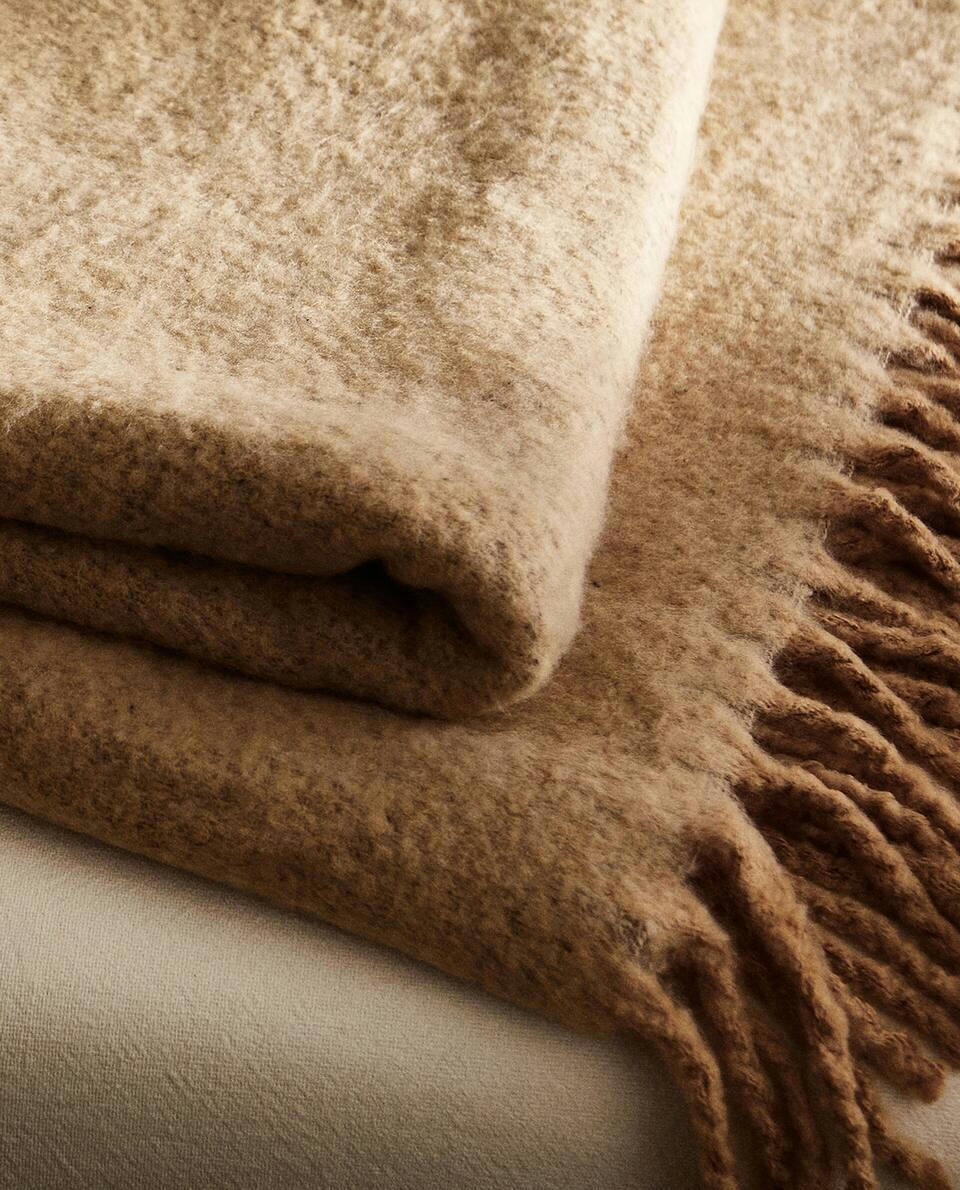 SOFT BRUSHED BLANKET