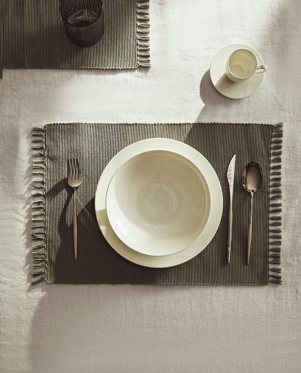 FRINGED PLACEMAT (PACK OF 2)