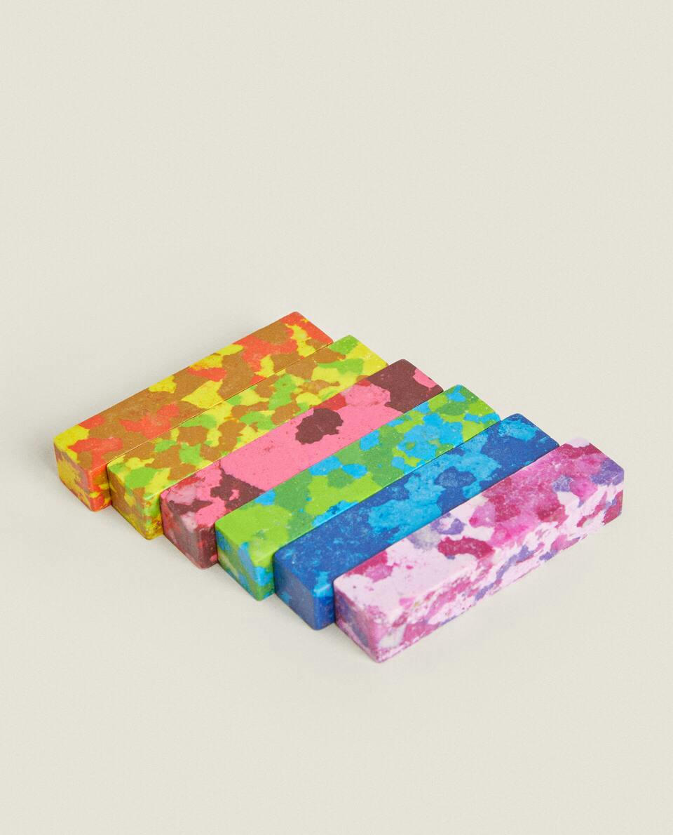 MULTICOLOURED CRAYONS (PACK OF 6)